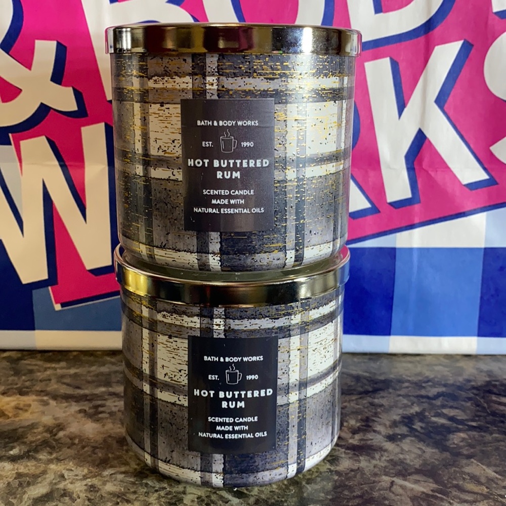 Bath & Body Works 3-Wick candles Hot buttered rum
